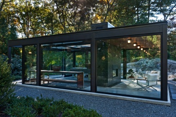 contemporary-glass-greenhouse_190515_04